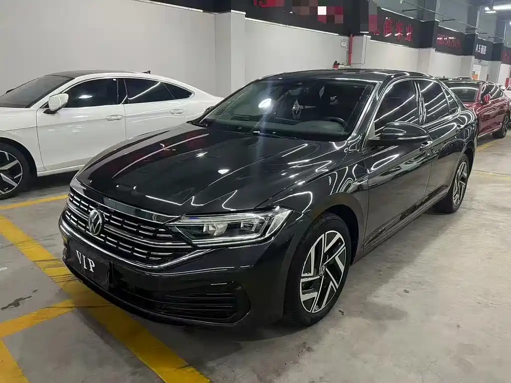 Volkswagen Sagitar 2022