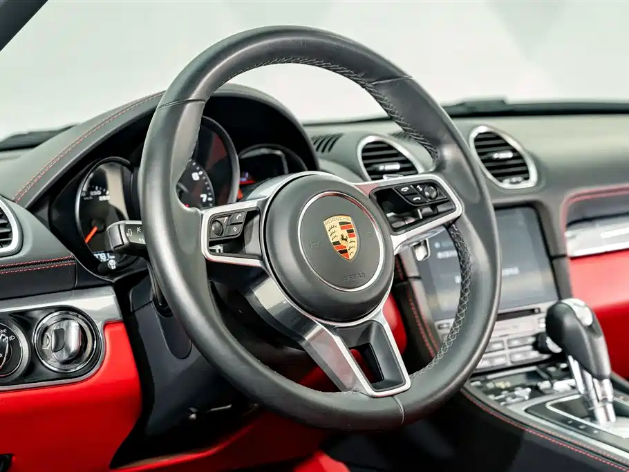 Porsche 718 2024 — фото 12