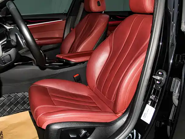 BMW 5 Series 2019