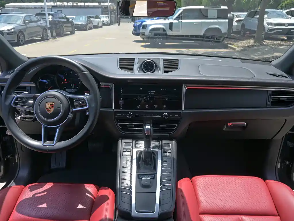 Porsche Macan 2019 — фото 6