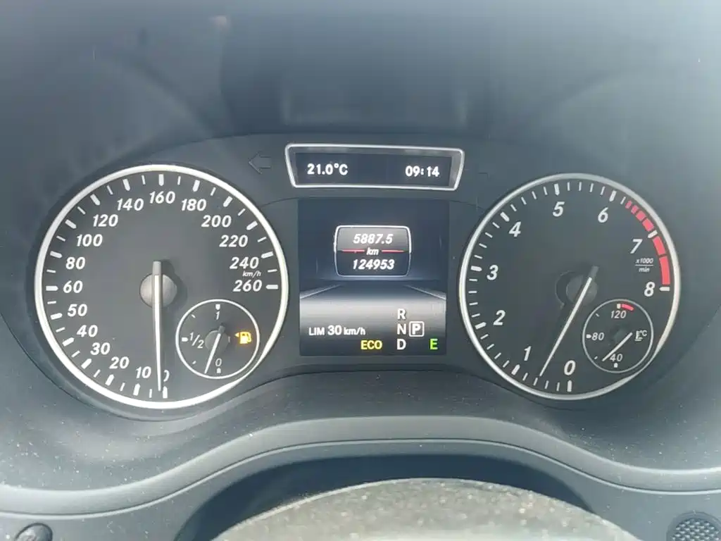 Mercedes-Benz B-Class 2015 — фото 12
