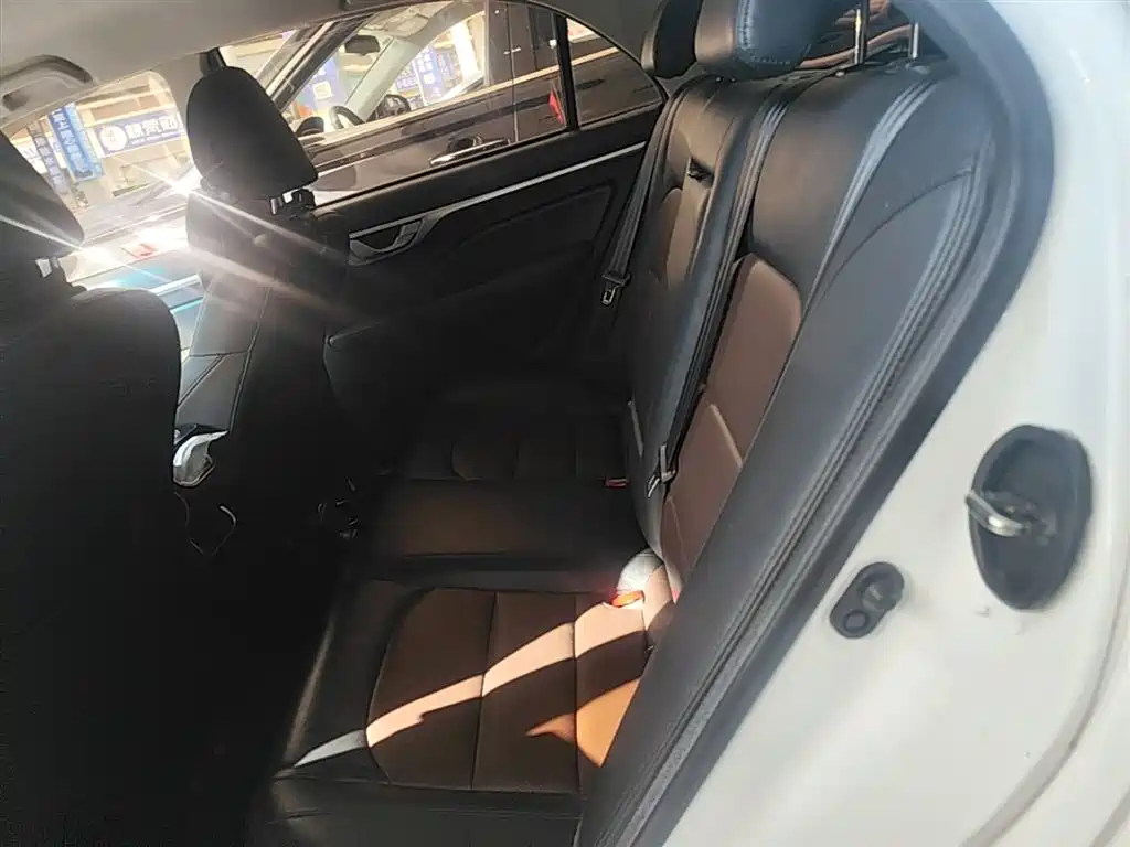Geely Vision 2018 — фото 17