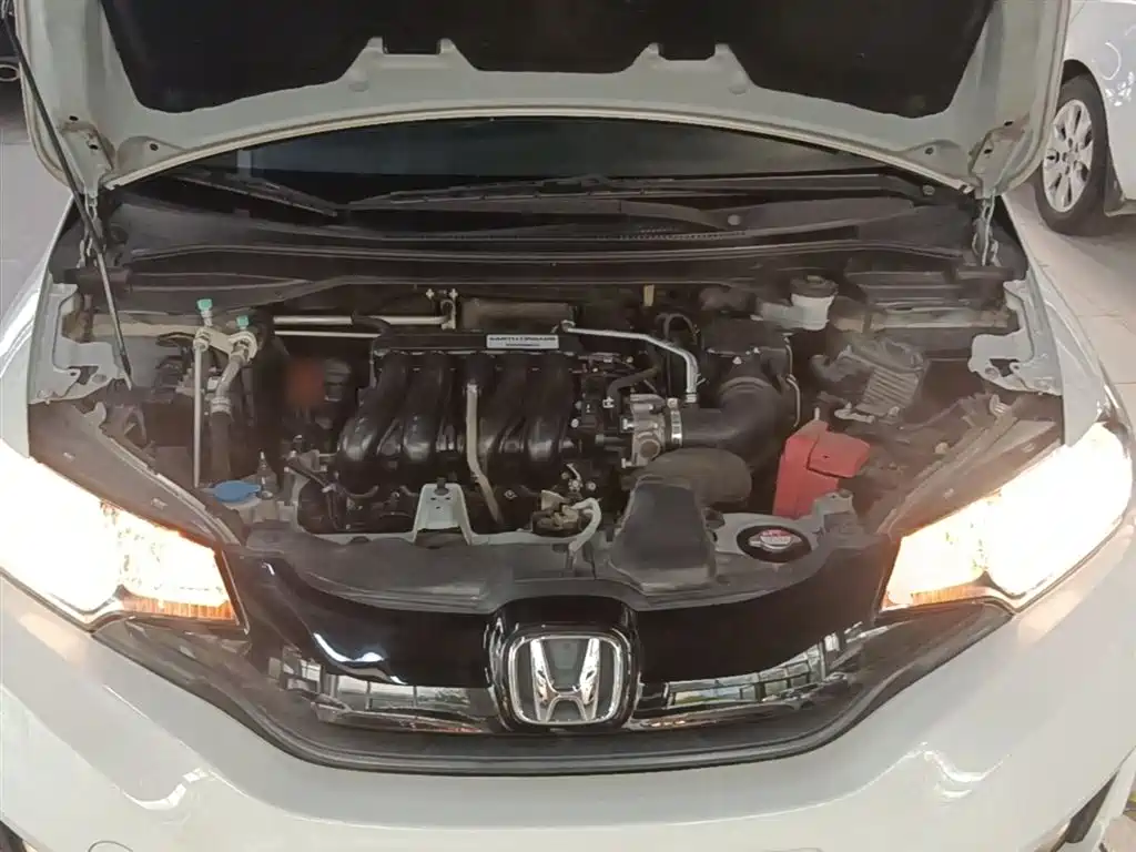 Honda Fit 2017 — фото 20