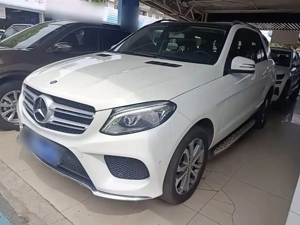 Mercedes-Benz GLE 2015 — фото 2