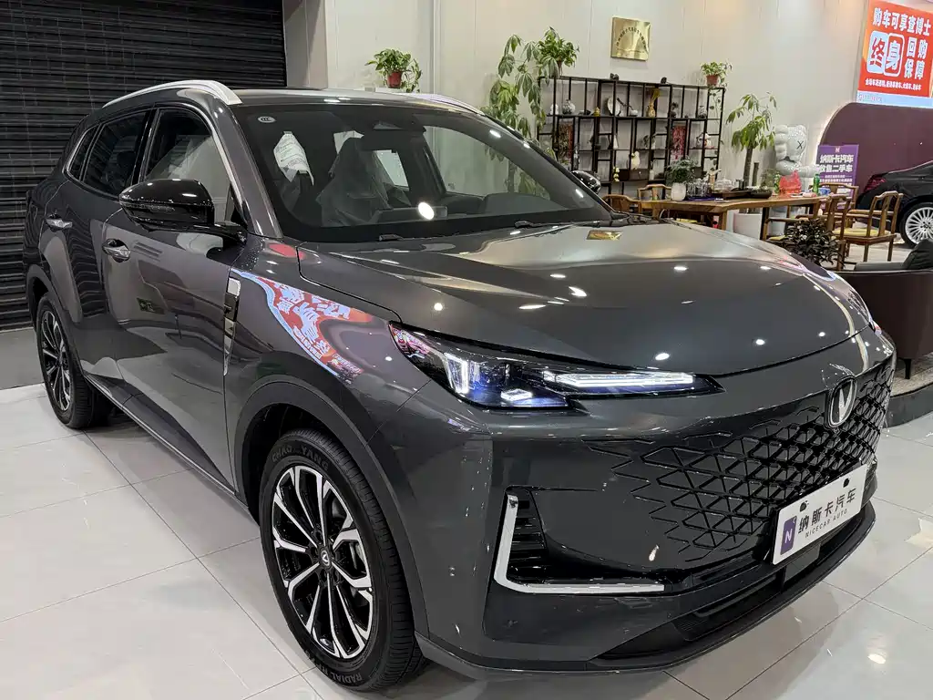 Changan CS55 PLUS PHEV 2026 — фото 3
