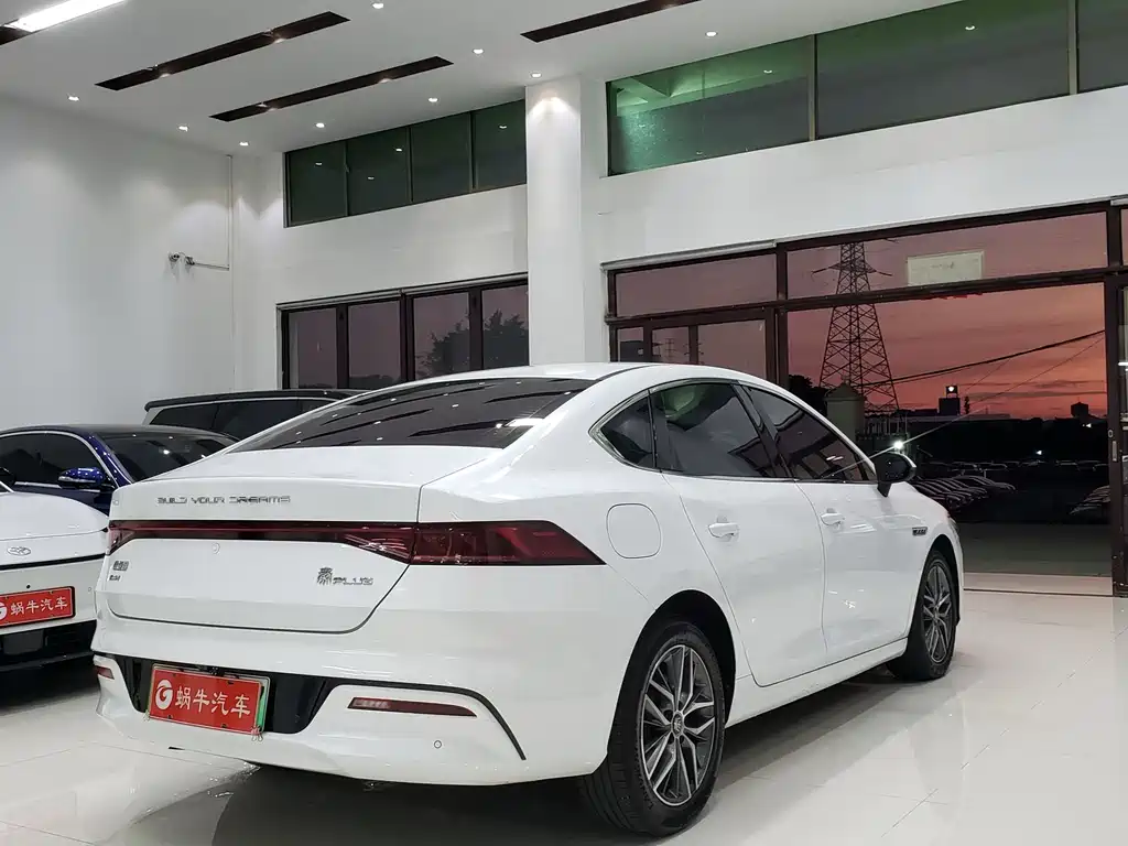 BYD Qin PLUS 2023 — фото 11