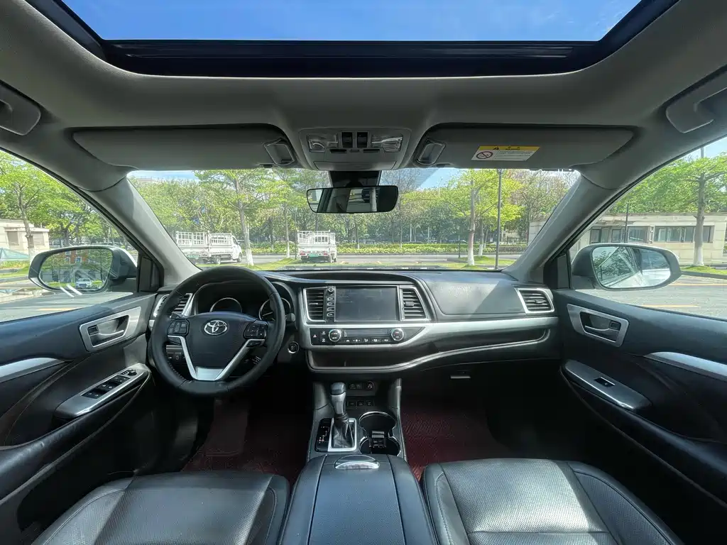 Toyota Highlander 2019 — фото 16