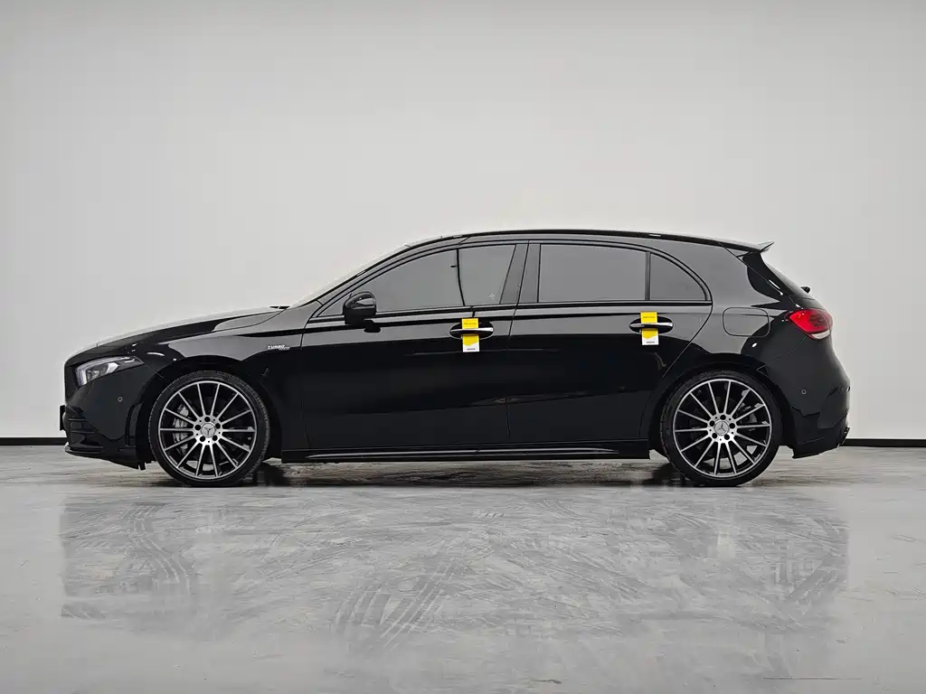 Mercedes-Benz A-Class AMG 2022 — фото 7