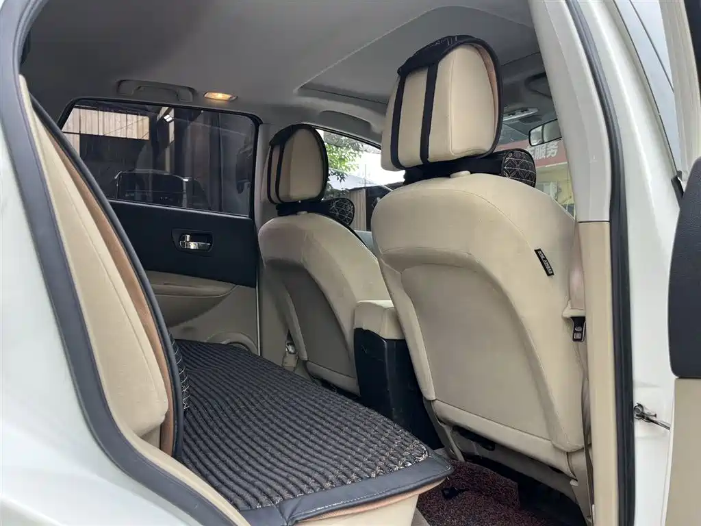 Nissan Qashqai 2015 — фото 11
