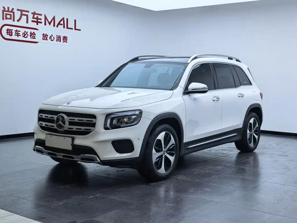 Mercedes-Benz GLB 2023 — фото 1