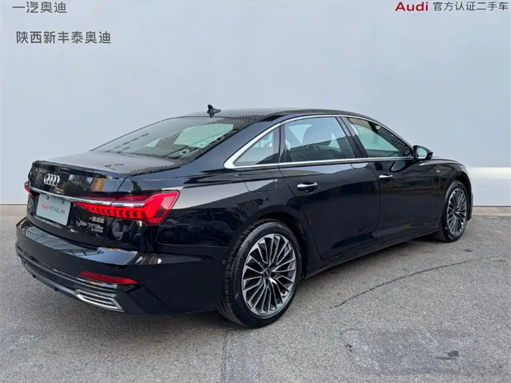 Audi A6L New Energy 2021 — фото 29