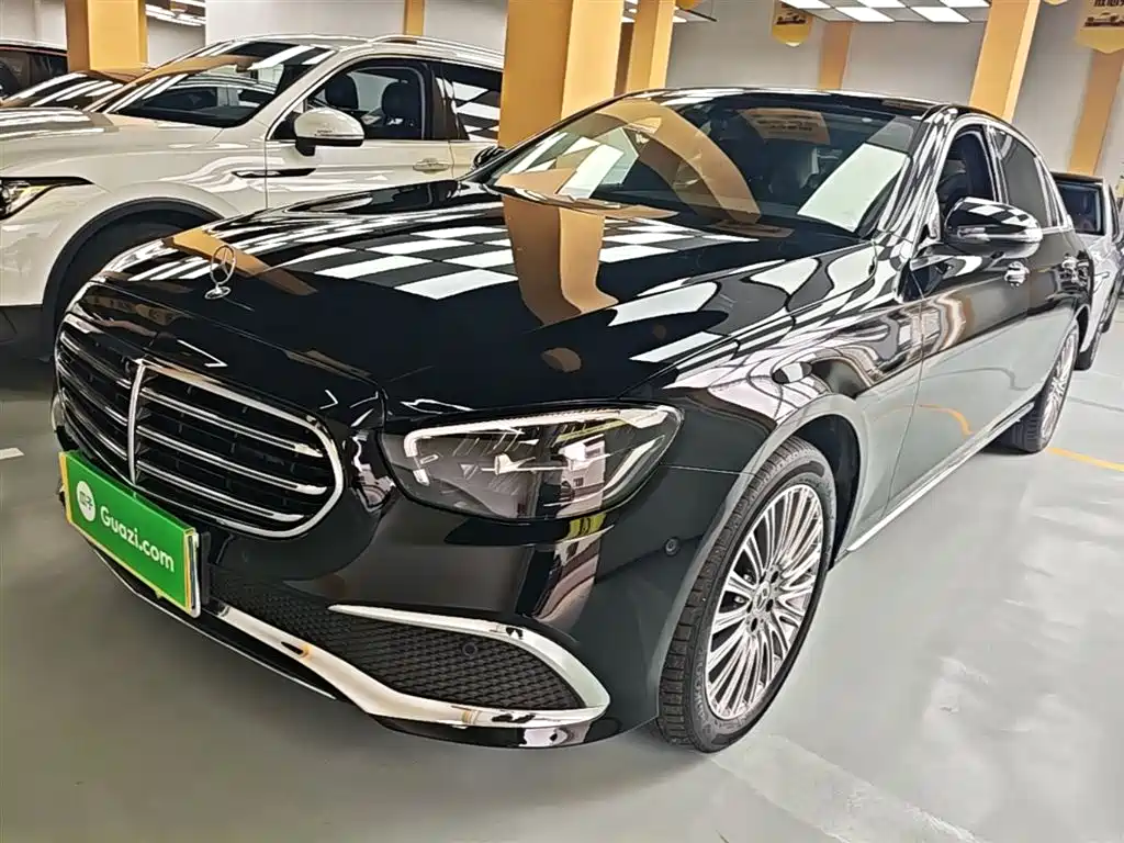 Mercedes-Benz E-Class 2022 — фото 1