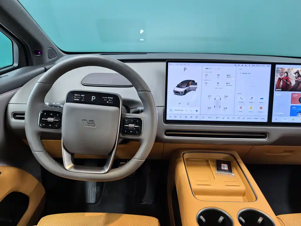Li Auto i8 2025 — фото 15