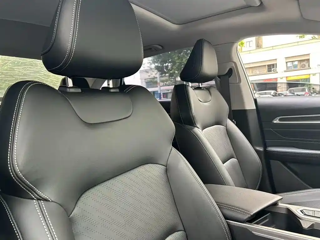 Geely Emgrand 2023 — фото 4