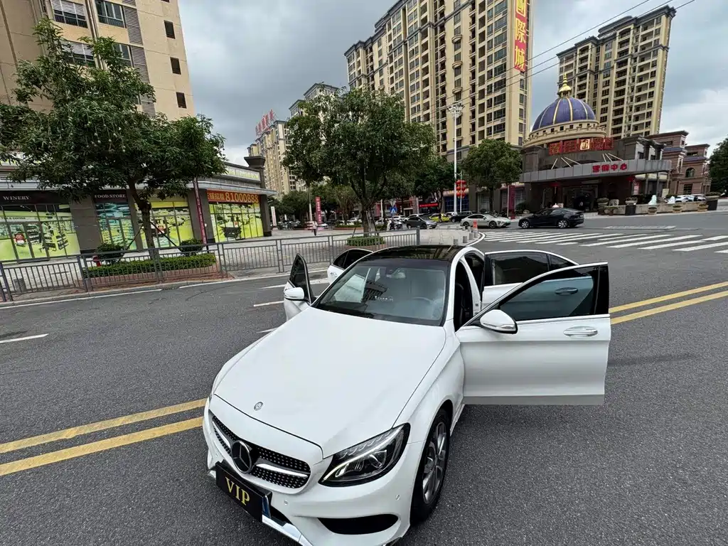 Mercedes-Benz C-Class 2014 — фото 18