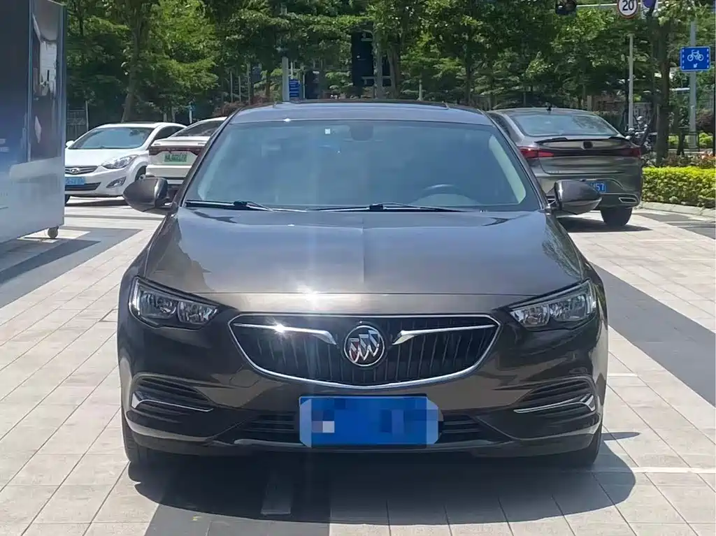 Buick Regal 2019 — фото 2
