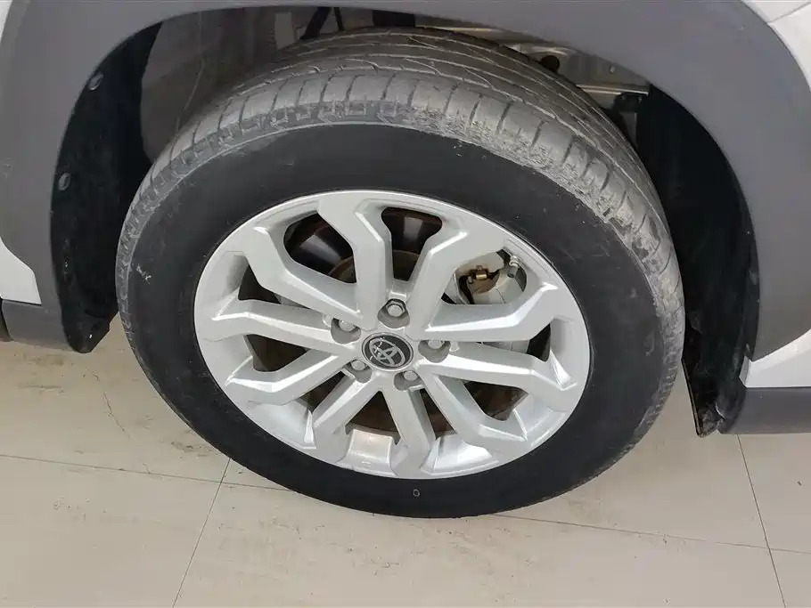 Toyota Frontlander 2022