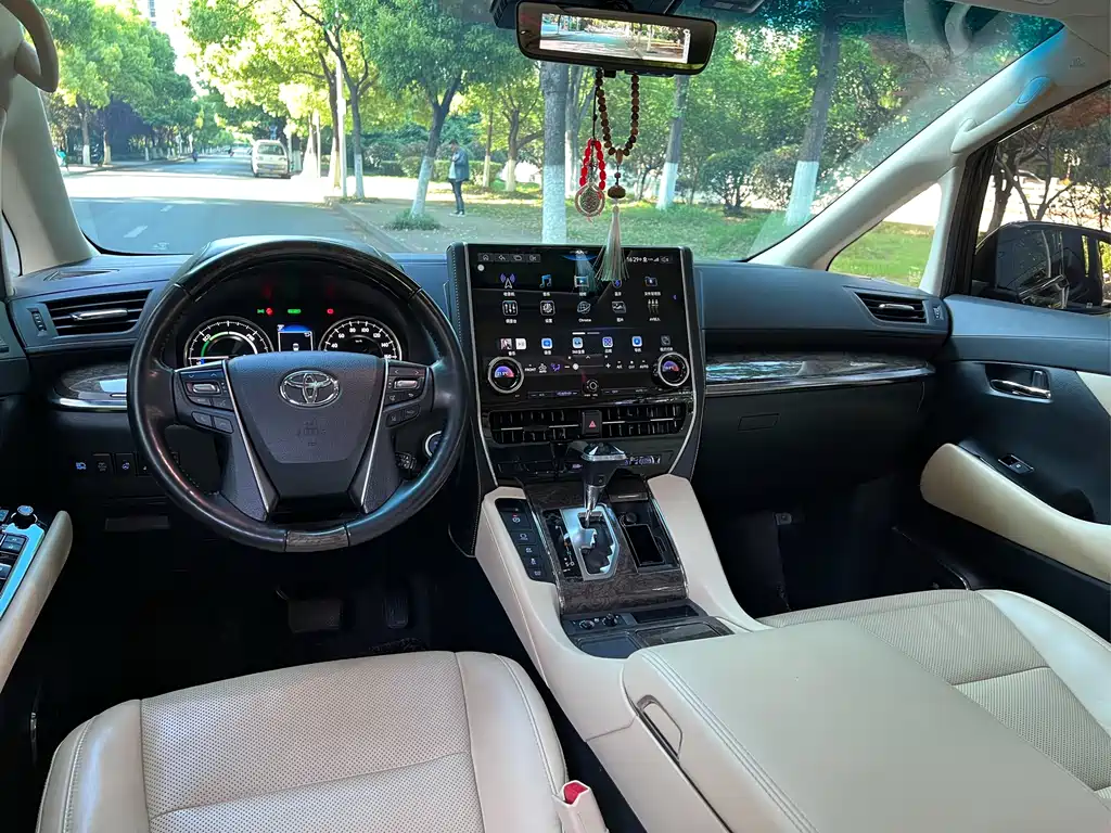Toyota Vellfire 2019 — фото 7