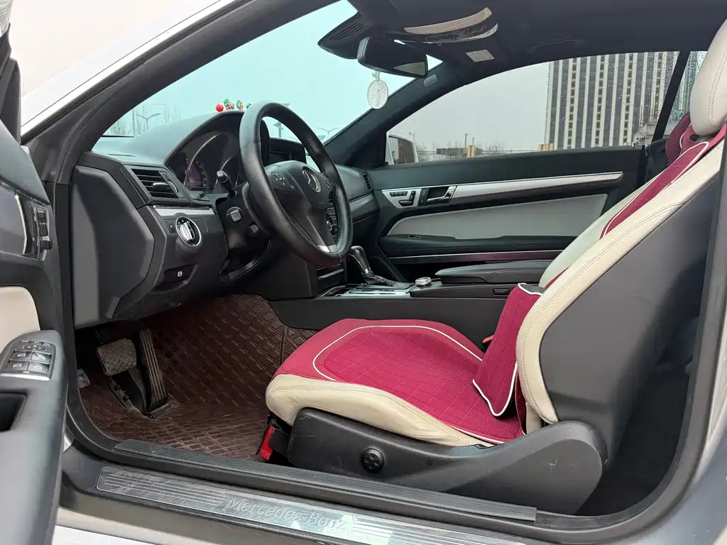 Mercedes-Benz E-Class 2012