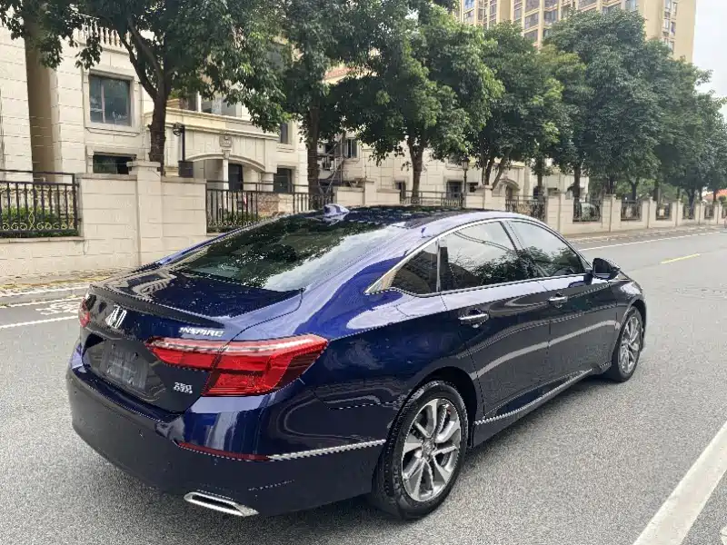 Honda Inspire 2019 — фото 7