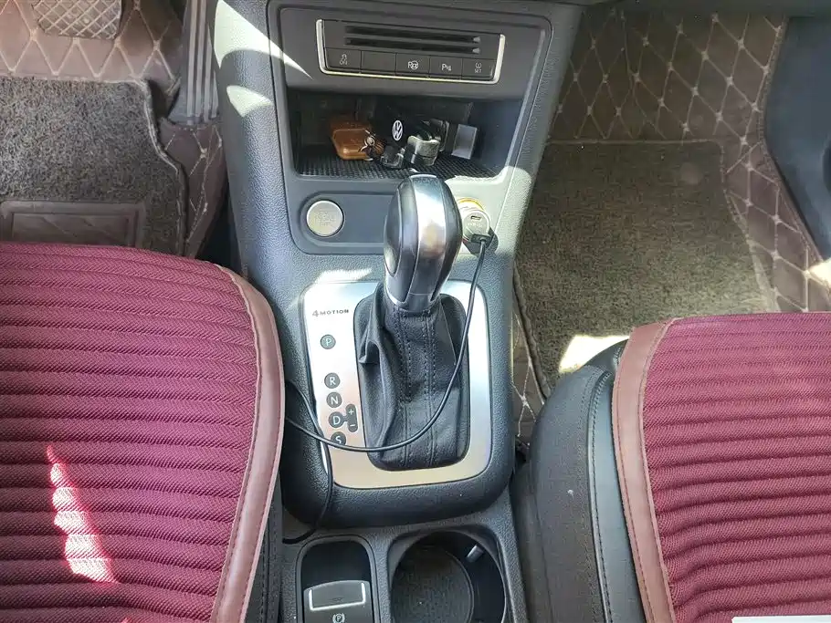 Volkswagen Tiguan 2015 — фото 16