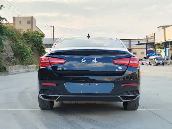 Hongqi H5 2021