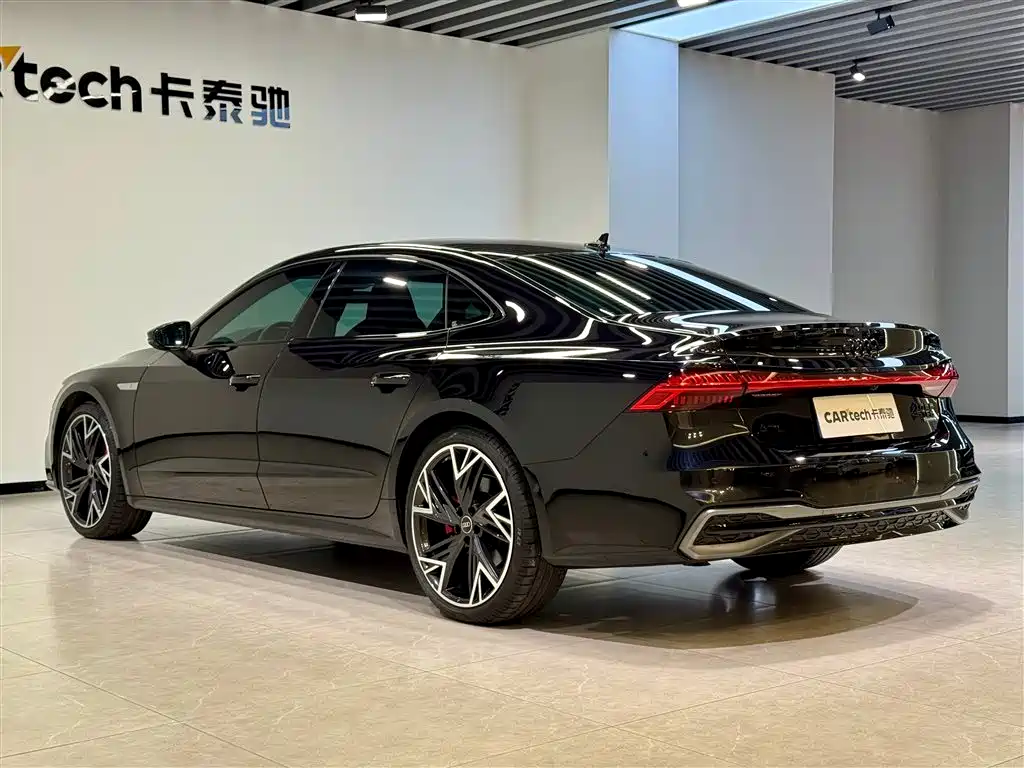 Audi A7L 2024 — фото 5