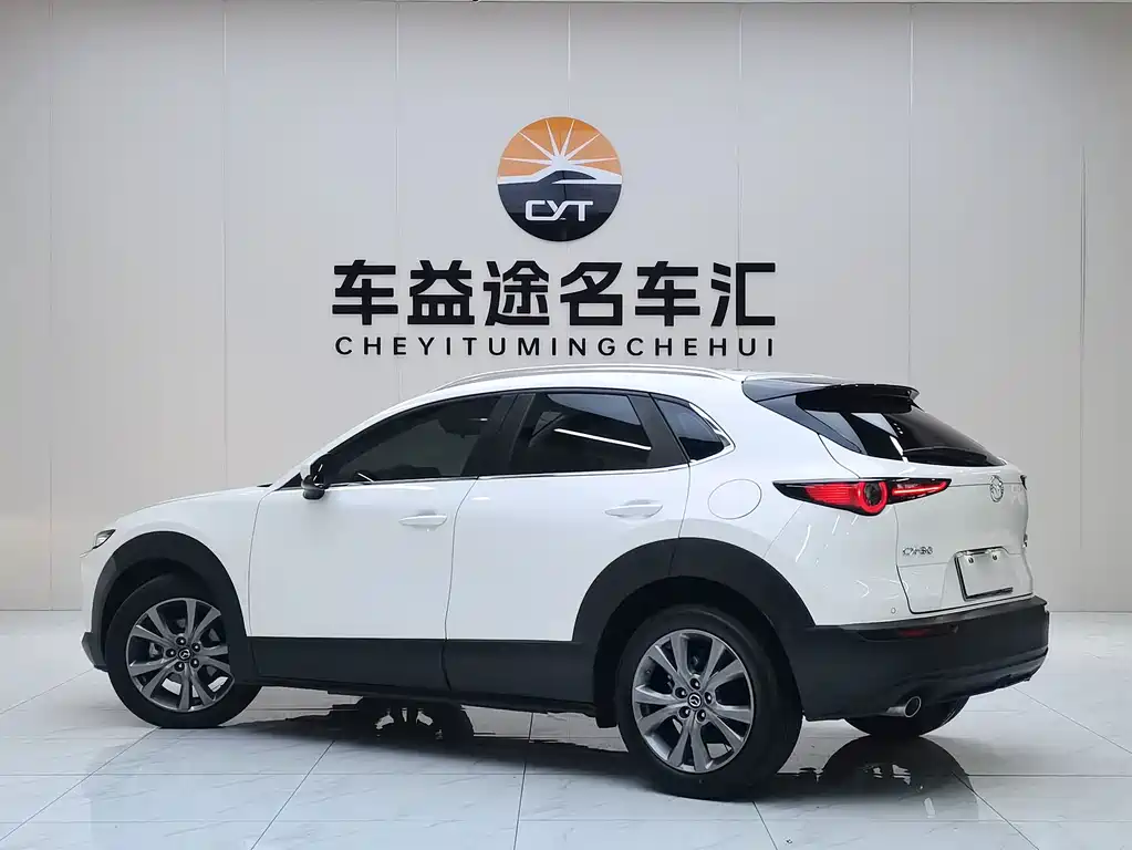 Mazda CX-30 2021 — фото 17