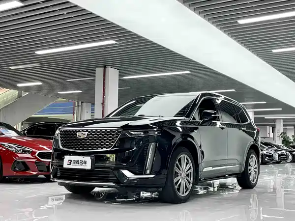 Cadillac XT6 2021