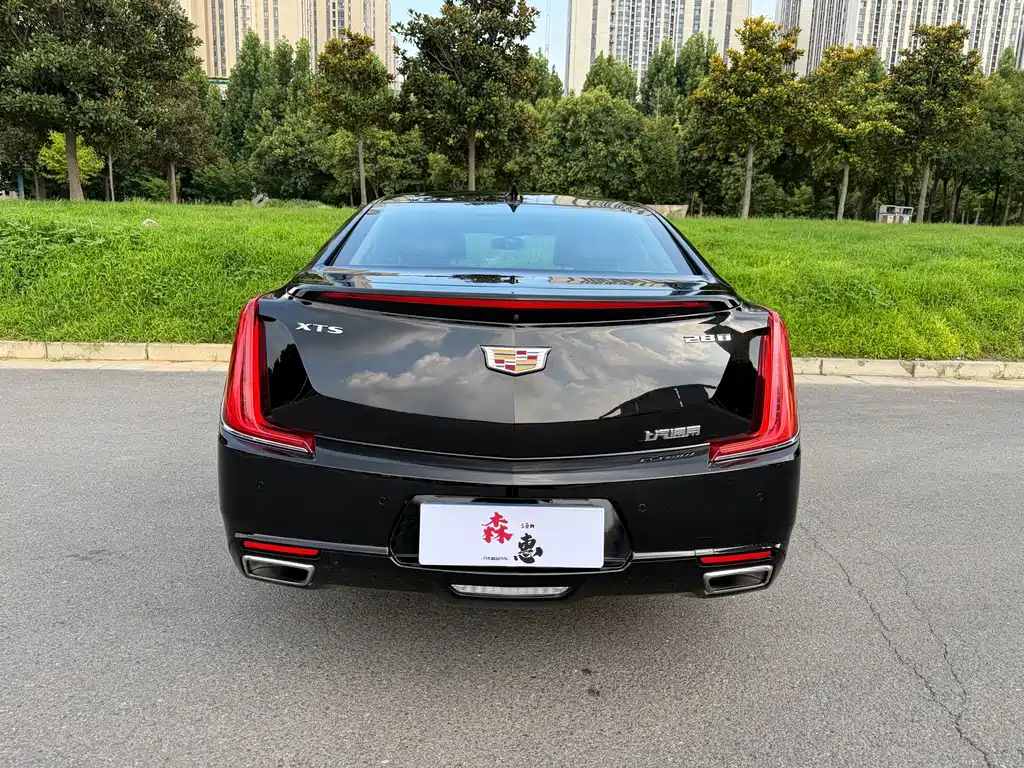 Cadillac XTS 2019 — фото 11