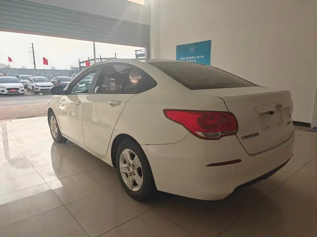 Chevrolet Cavalier 2017 — фото 14