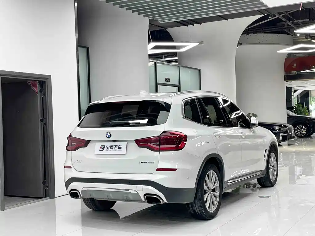BMW X3 2020 — фото 12