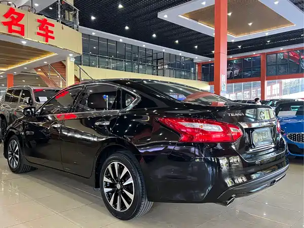 Nissan Teana 2016