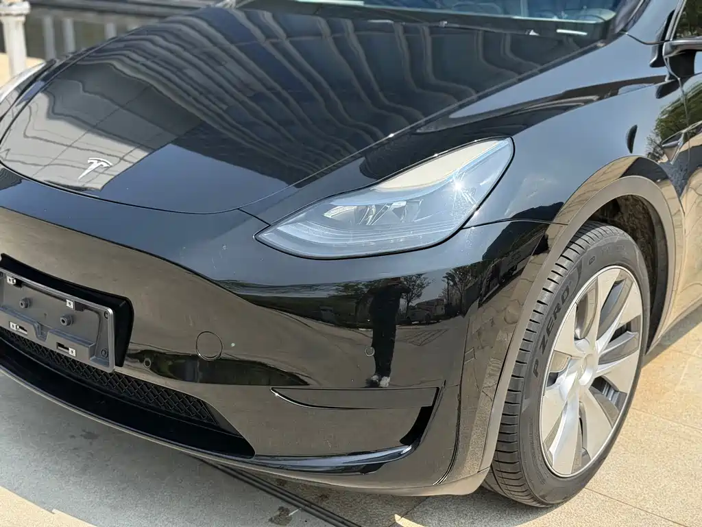 Tesla Model Y 2023 — фото 4