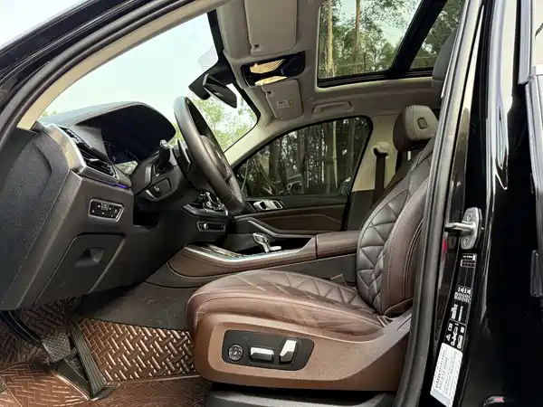BMW X5 2023