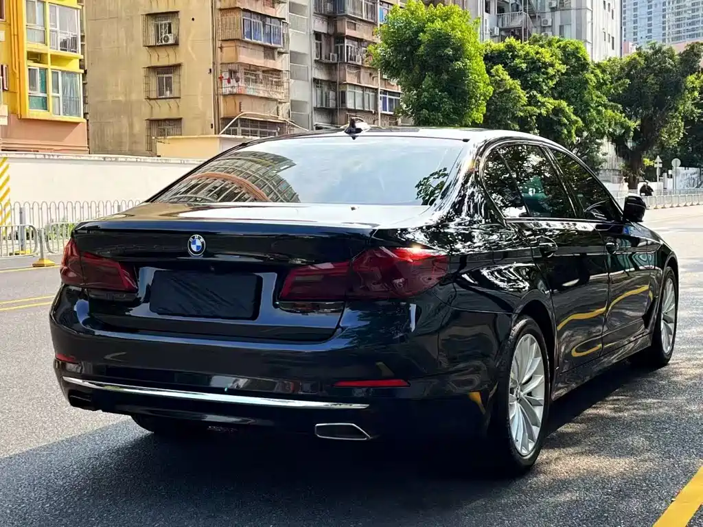 BMW 5 Series 2020