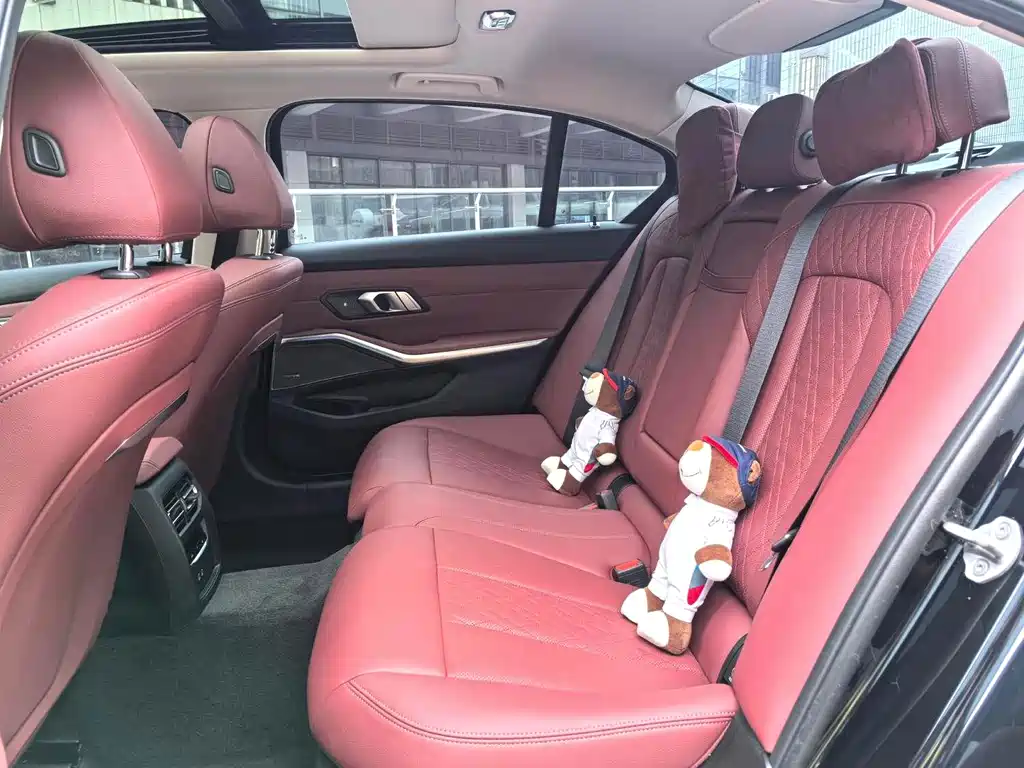 BMW 3 Series 2024