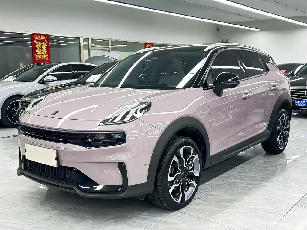 Lynk & Co 06 2023