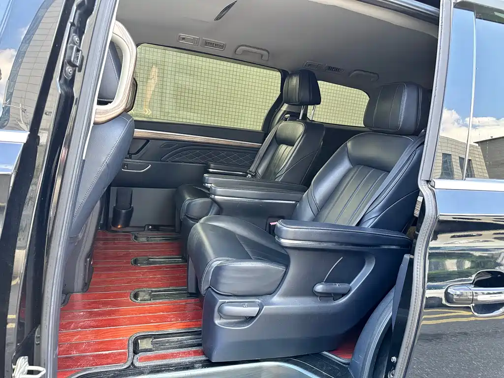 GAC Motor Trumpchi M8 2019 — фото 5