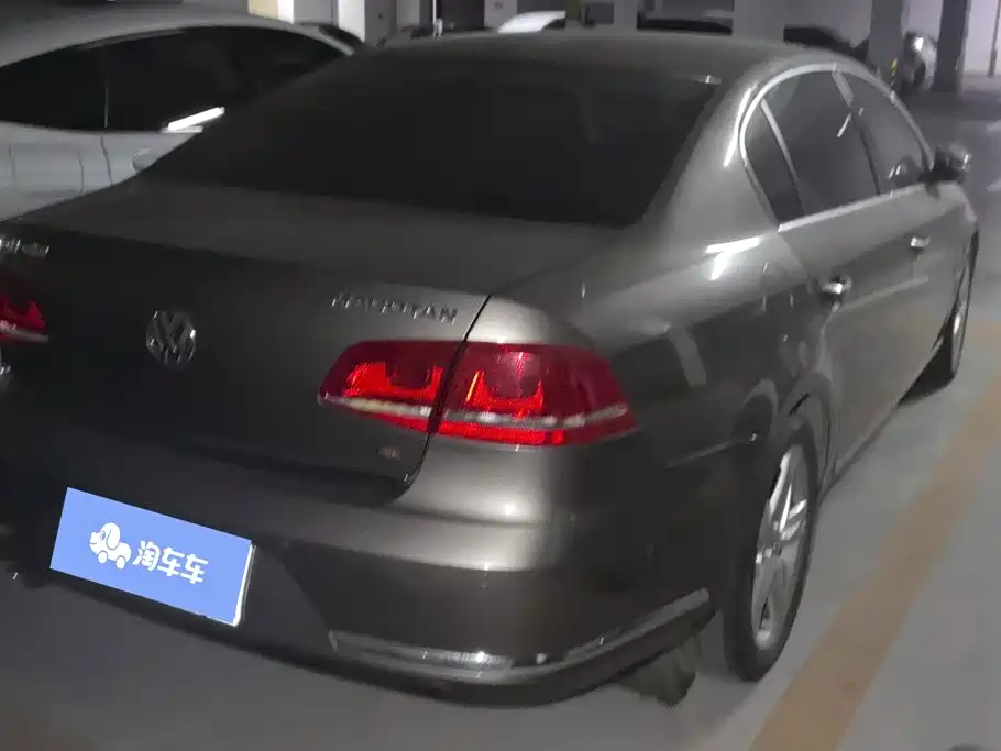 Volkswagen Magotan 2015