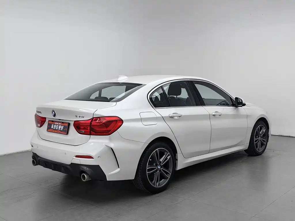 BMW 1 Series 2022