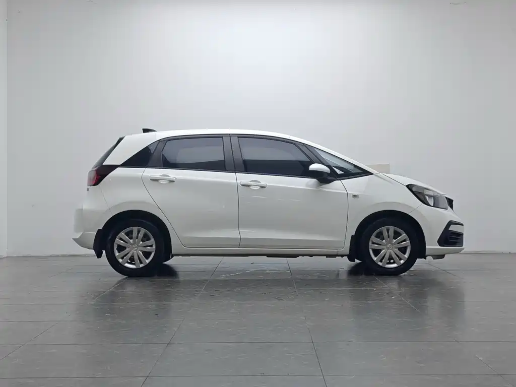 Honda Fit 2023 — фото 11