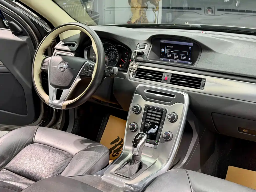 Volvo S80L 2014 — фото 12