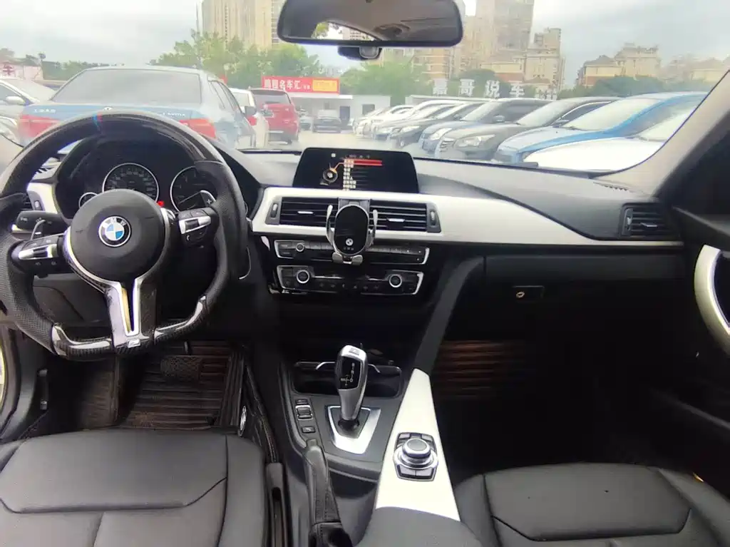 BMW 3 Series 2016