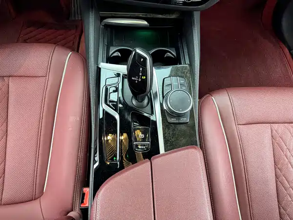 BMW 5 Series 2020