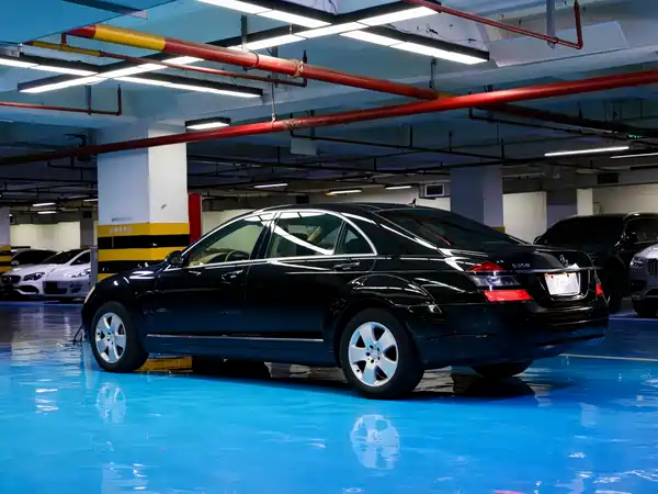 Mercedes-Benz S-Class 2008