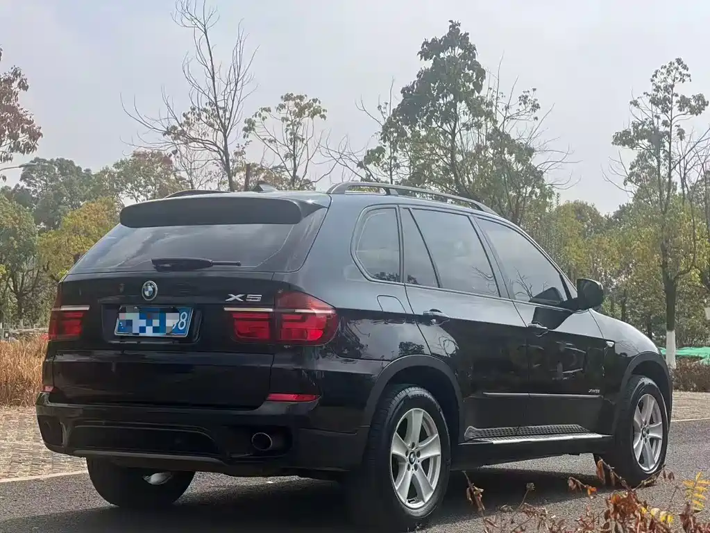 BMW X5 2011 — фото 5