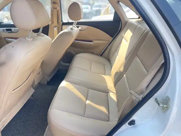 Buick Excelle 2013