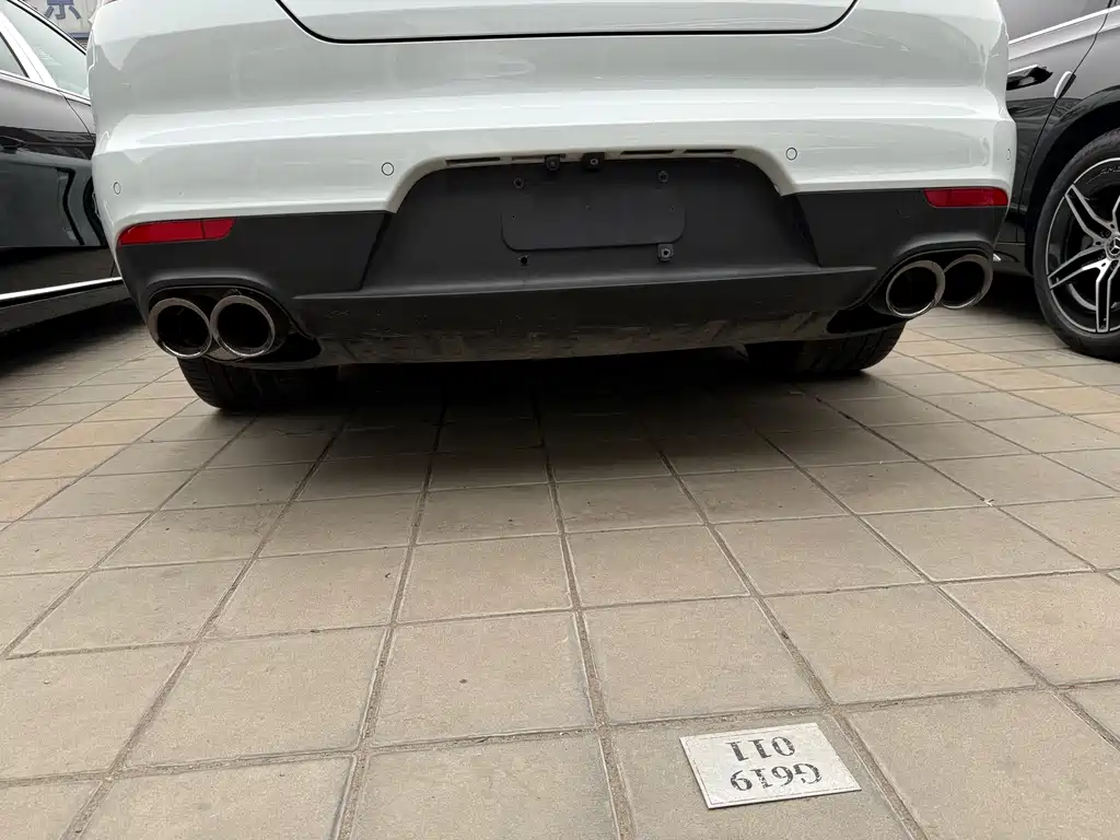 Porsche Panamera 2016 — фото 15