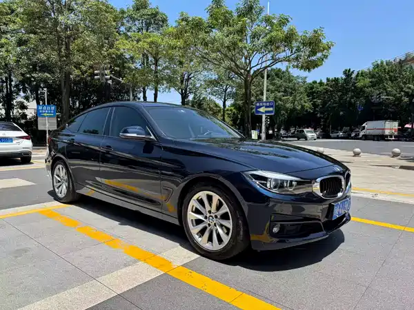 BMW 3 Series GT 2018